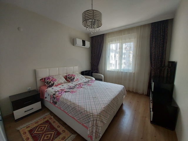 شقة مؤثثة - غرفة وصالة - ضمن مجمع سكني قريب من البحر - في مهموتلار / الانيا 