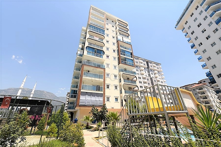 شقة مؤثثة - غرفة وصالة - ضمن مجمع سكني قريب من البحر - في مهموتلار / الانيا 