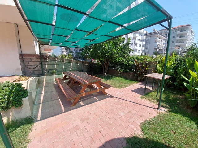 شقة مؤثثة - غرفة وصالة - ضمن مجمع سكني قريب من البحر - في مهموتلار / الانيا 