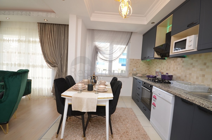 شقة مفروشة - تصميم غرفتين وصالة - 200 م عن البحر - في مهموتلار / الانيا 