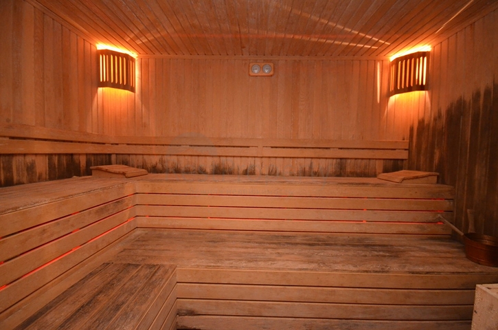 شقة مفروشة - تصميم غرفتين وصالة - 200 م عن البحر - في مهموتلار / الانيا 