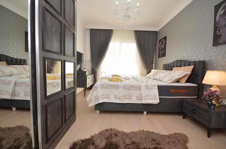 شقة مفروشة - تصميم غرفتين وصالة - 200 م عن البحر - في مهموتلار / الانيا 