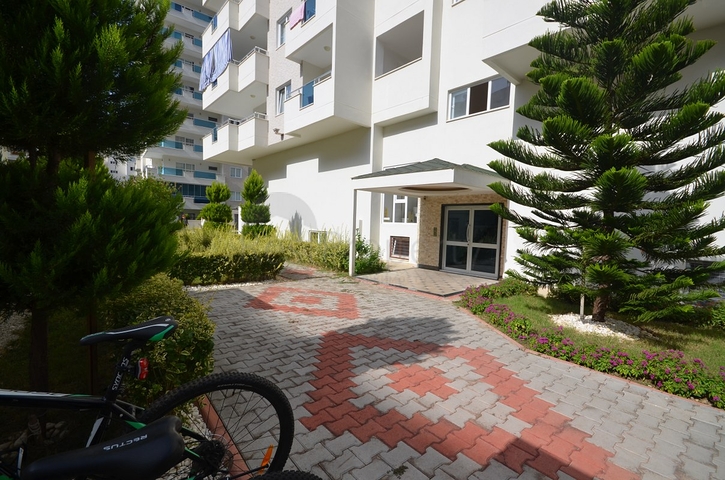 شقة مفروشة - تصميم غرفتين وصالة - 200 م عن البحر - في مهموتلار / الانيا 