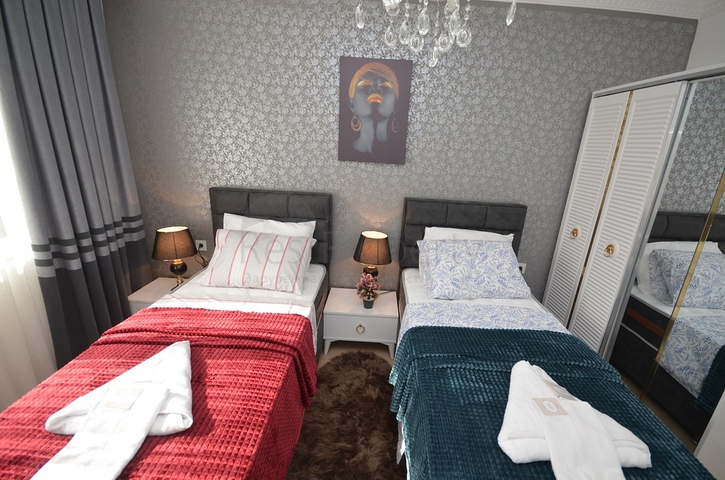 شقة مفروشة - تصميم غرفتين وصالة - 200 م عن البحر - في مهموتلار / الانيا 