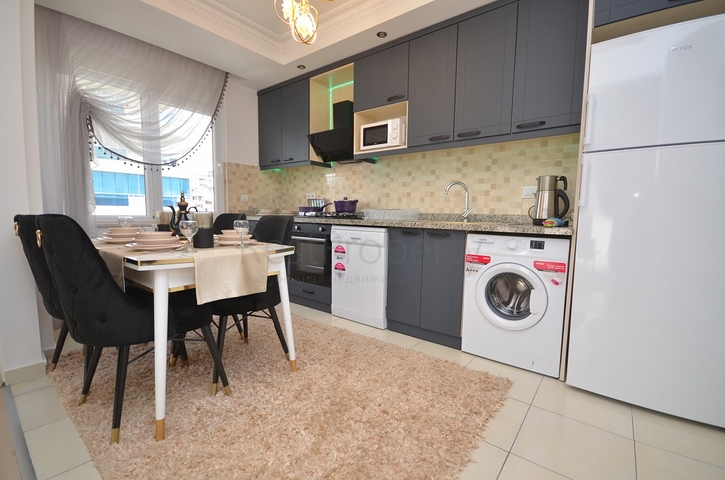 شقة مفروشة - تصميم غرفتين وصالة - 200 م عن البحر - في مهموتلار / الانيا 