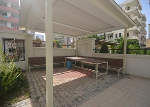 شقة مفروشة - تصميم غرفتين وصالة - 200 م عن البحر - في مهموتلار / الانيا 