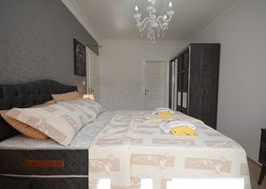 شقة مفروشة - تصميم غرفتين وصالة - 200 م عن البحر - في مهموتلار / الانيا 