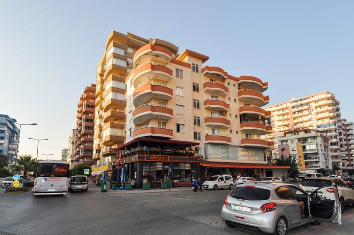 شقة مفروشة - غرفة وصالة - قريبة من البحر - في مهموتلار / الانيا 