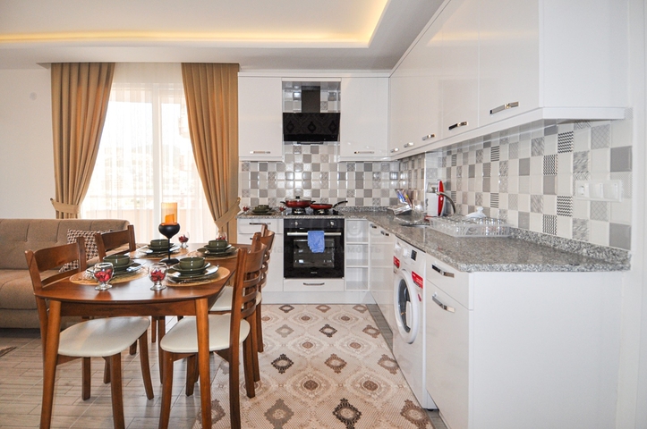 شقة مفروشة - غرفة وصالة - قريبة من البحر - في مهموتلار / الانيا 