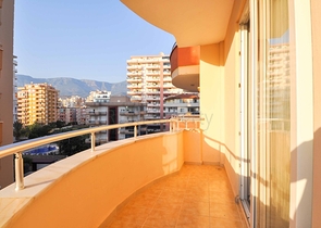 شقة مفروشة - غرفة وصالة - قريبة من البحر - في مهموتلار / الانيا 