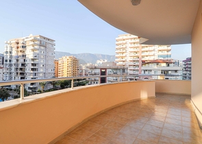 شقة مفروشة - غرفة وصالة - قريبة من البحر - في مهموتلار / الانيا 