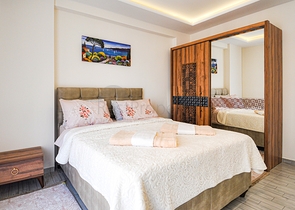 شقة مفروشة - غرفة وصالة - قريبة من البحر - في مهموتلار / الانيا 