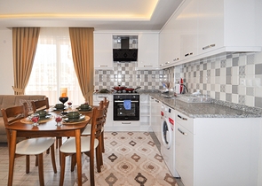 شقة مفروشة - غرفة وصالة - قريبة من البحر - في مهموتلار / الانيا 