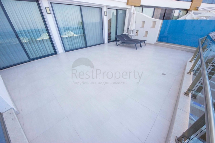 اطلالة بحرية - مجمع فاخر - شقة غرفتين وصالة - في كوناكليه / الانيا 