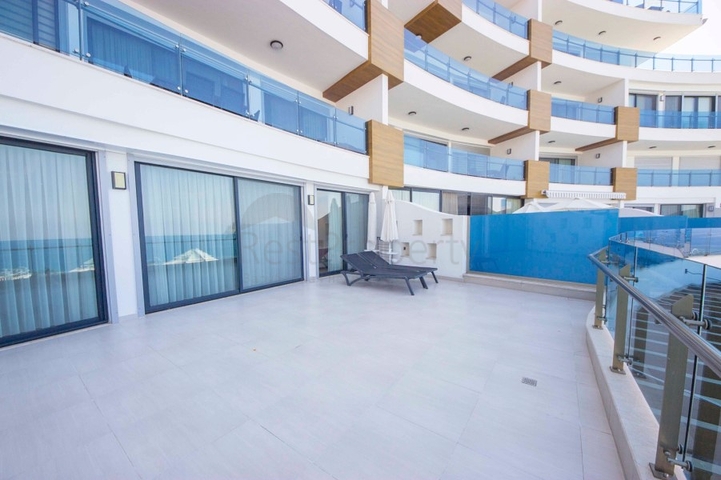 اطلالة بحرية - مجمع فاخر - شقة غرفتين وصالة - في كوناكليه / الانيا 