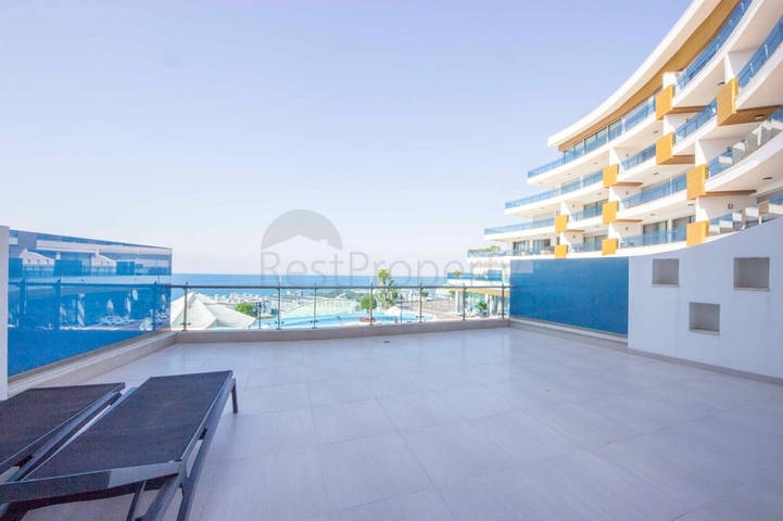 اطلالة بحرية - مجمع فاخر - شقة غرفتين وصالة - في كوناكليه / الانيا 