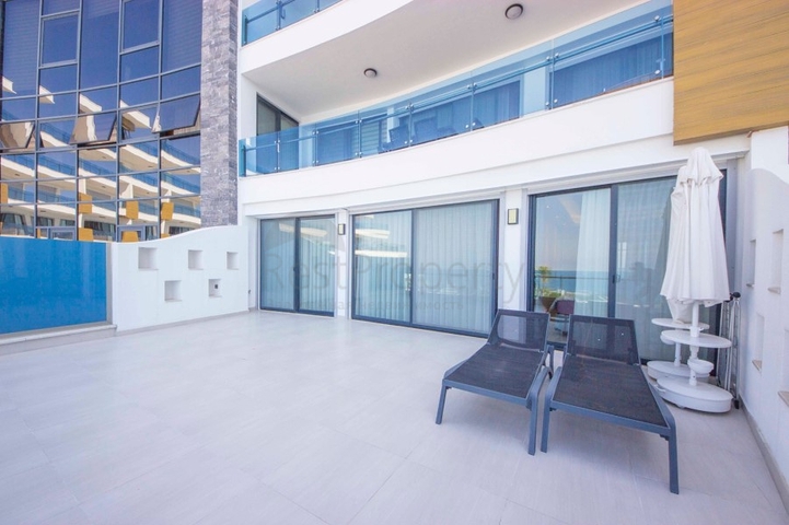 اطلالة بحرية - مجمع فاخر - شقة غرفتين وصالة - في كوناكليه / الانيا 