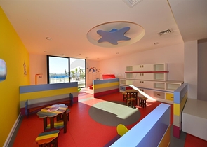 اطلالة بحرية - مجمع فاخر - شقة غرفتين وصالة - في كوناكليه / الانيا 