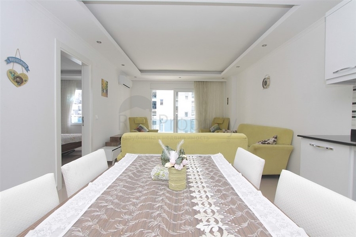 مناسبة للعطلات او الاقامة الدائمة - شقة غرفة وصالة مع الاثاث - في منطقة كاستل / الانيا 