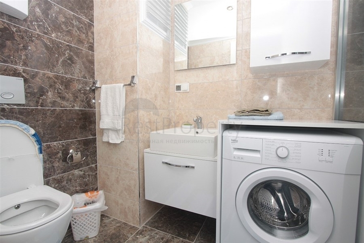 مناسبة للعطلات او الاقامة الدائمة - شقة غرفة وصالة مع الاثاث - في منطقة كاستل / الانيا 