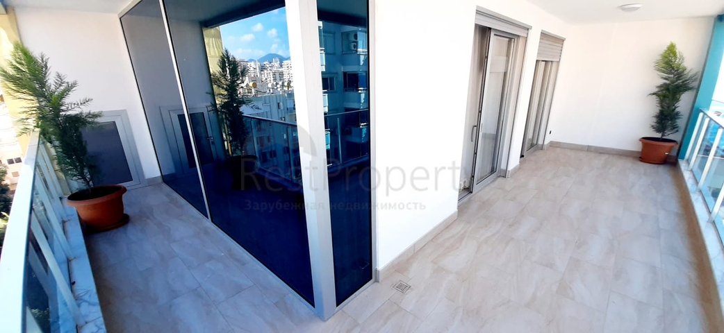 على البحر مباشرة - شقة فاخرة - تصميم غرفتين وصالة - مجمع فاخر - في مهموتلار / الانيا 