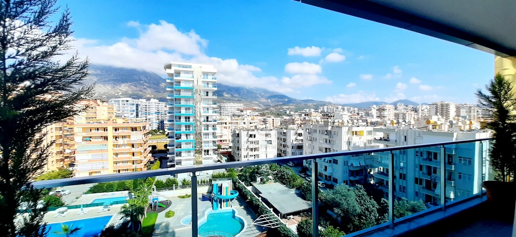 على البحر مباشرة - شقة فاخرة - تصميم غرفتين وصالة - مجمع فاخر - في مهموتلار / الانيا 