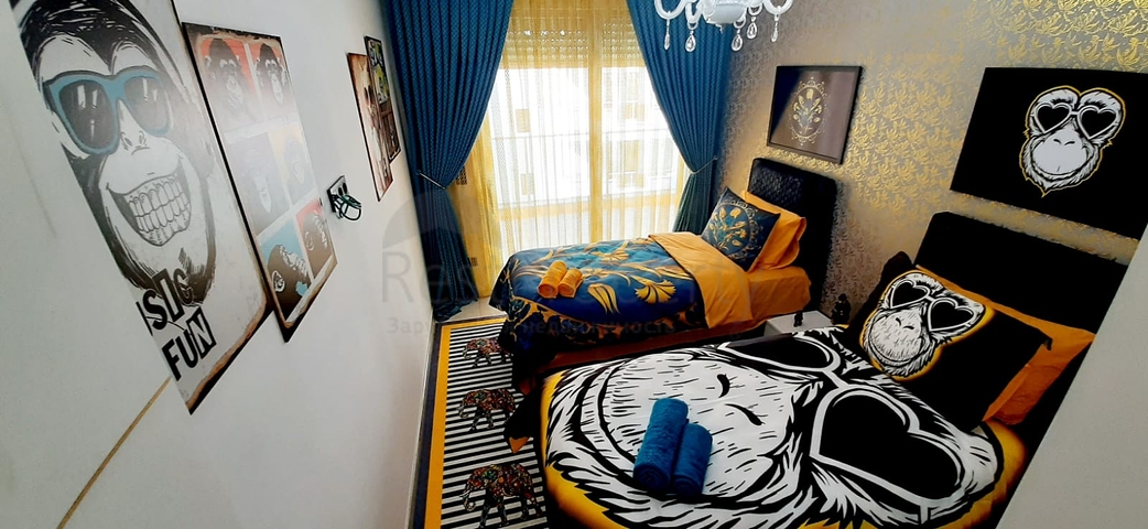 على البحر مباشرة - شقة فاخرة - تصميم غرفتين وصالة - مجمع فاخر - في مهموتلار / الانيا 