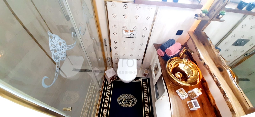 على البحر مباشرة - شقة فاخرة - تصميم غرفتين وصالة - مجمع فاخر - في مهموتلار / الانيا 