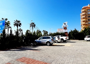 على البحر مباشرة - شقة فاخرة - تصميم غرفتين وصالة - مجمع فاخر - في مهموتلار / الانيا 