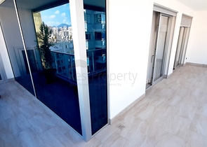 على البحر مباشرة - شقة فاخرة - تصميم غرفتين وصالة - مجمع فاخر - في مهموتلار / الانيا 