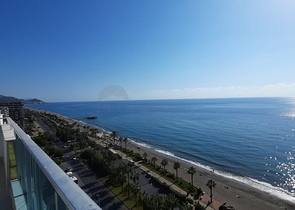 على البحر مباشرة - شقة فاخرة - تصميم غرفتين وصالة - مجمع فاخر - في مهموتلار / الانيا 