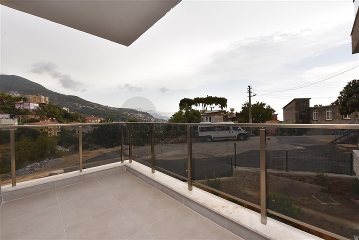 اطلالة جبلية - شقق حديثة بتصاميم متنوعة -في مركز الانيا 