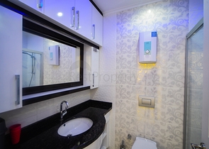 اطلالة بحر - طابق مرتفع - شقة 1+1 - ضمن مجمع فاخر - في مهموتلار / الانيا 