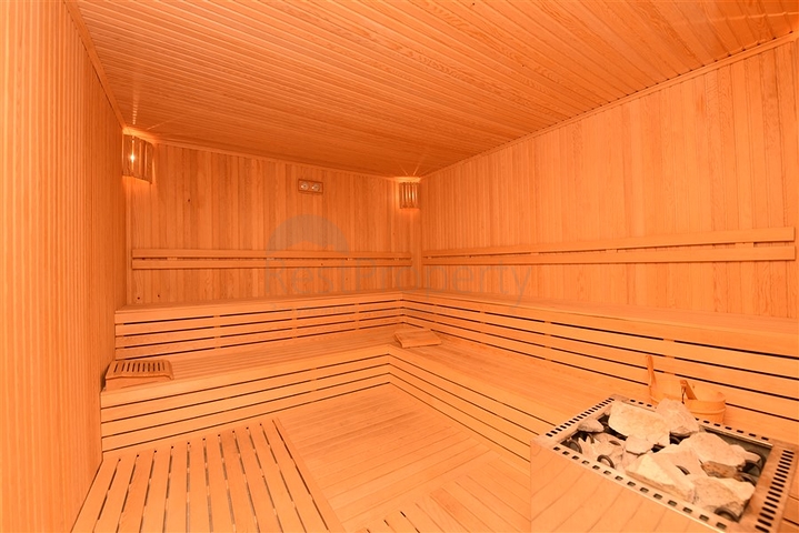 شقة  3 غرف وصالة - مطبخ منفصل -ضمن مجمع حديث - في اوبا / الانيا 