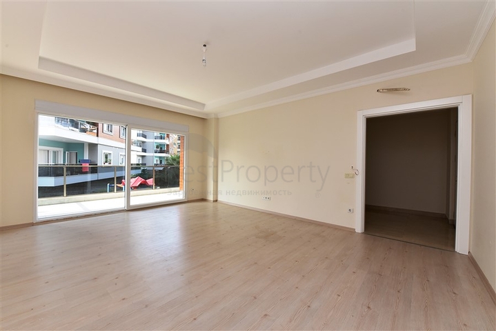 شقة  3 غرف وصالة - مطبخ منفصل -ضمن مجمع حديث - في اوبا / الانيا 