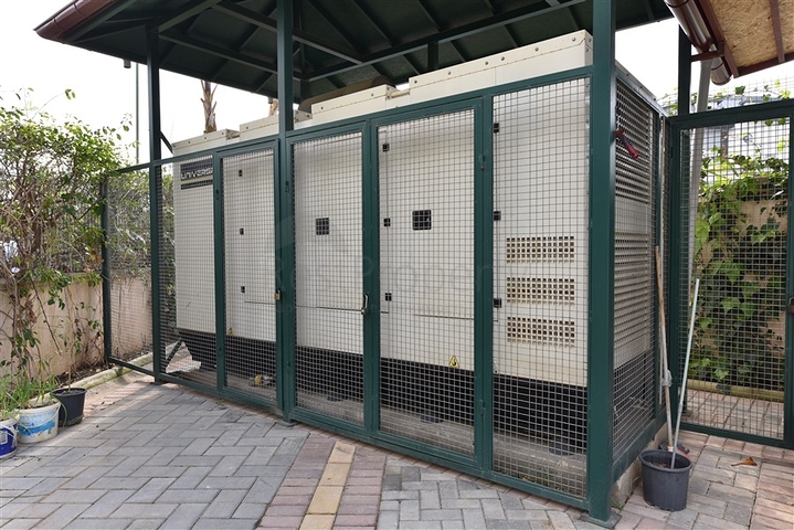 شقة  3 غرف وصالة - مطبخ منفصل -ضمن مجمع حديث - في اوبا / الانيا 