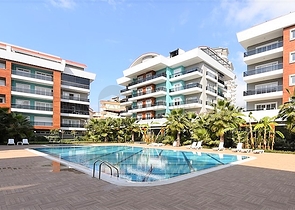 شقة  3 غرف وصالة - مطبخ منفصل -ضمن مجمع حديث - في اوبا / الانيا 