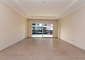 شقة  3 غرف وصالة - مطبخ منفصل -ضمن مجمع حديث - في اوبا / الانيا 