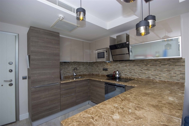 اطلالة بحر - مجمع فاخر - شقة غرفتين وصالة - في كوناكليه / الانيا 