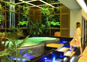 اطلالة بحر - مجمع فاخر - شقة غرفتين وصالة - في كوناكليه / الانيا 