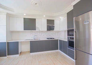 اطلالة جبلية خلابة - شقة عائلية 2 غرفة وصالة - ضمن مجمع سكني في منطقة هادئة وقريبة من المركز - جيكجلي / الانيا