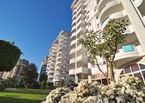 اطلالة جبلية خلابة - شقة عائلية 2 غرفة وصالة - ضمن مجمع سكني في منطقة هادئة وقريبة من المركز - جيكجلي / الانيا