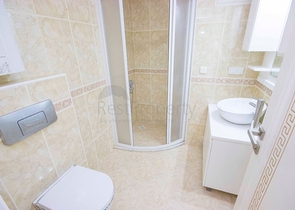 اطلالة جبلية خلابة - شقة عائلية 2 غرفة وصالة - ضمن مجمع سكني في منطقة هادئة وقريبة من المركز - جيكجلي / الانيا