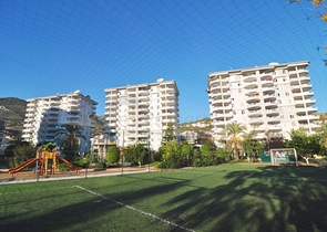 اطلالة جبلية خلابة - شقة عائلية 2 غرفة وصالة - ضمن مجمع سكني في منطقة هادئة وقريبة من المركز - جيكجلي / الانيا