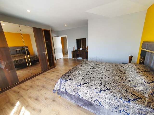 اسعار منافسة - شقق دوبلكس - طابقين - 3 او 4 غرف وصالة - في مهموتلار / الانيا 