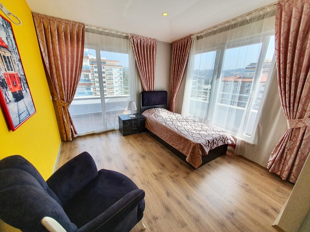 اسعار منافسة - شقق دوبلكس - طابقين - 3 او 4 غرف وصالة - في مهموتلار / الانيا 