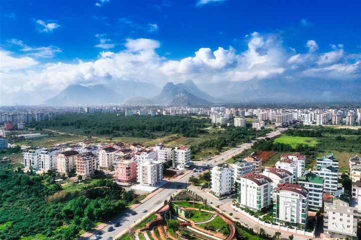 مشروع استثماري في منطقة كونيالتي أنطاليا