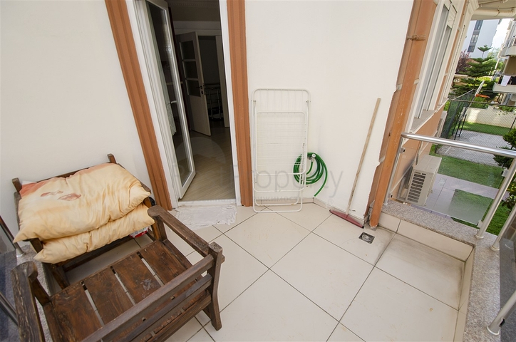 شقة واسعة  4 + 1 في أونجالي كونيالتي أنطاليا