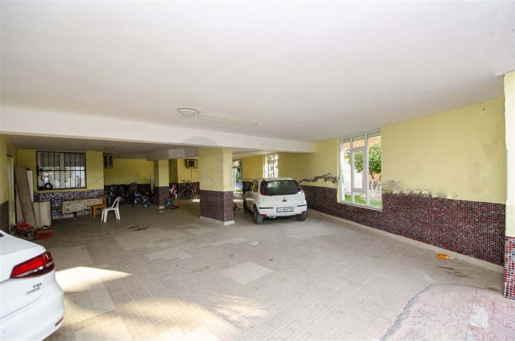 شقة واسعة  4 + 1 في أونجالي كونيالتي أنطاليا