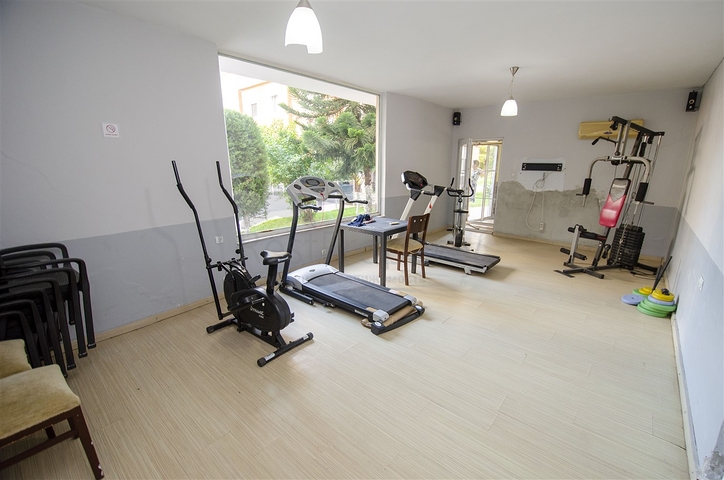 شقة واسعة  4 + 1 في أونجالي كونيالتي أنطاليا